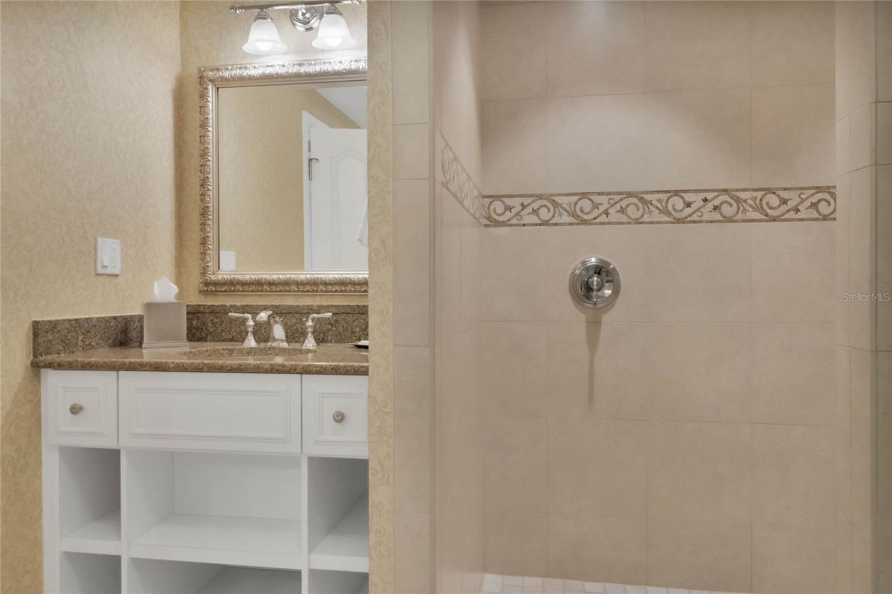 7593 Gathering Drive, Unit 206, Reunion, FL 34747 Photo