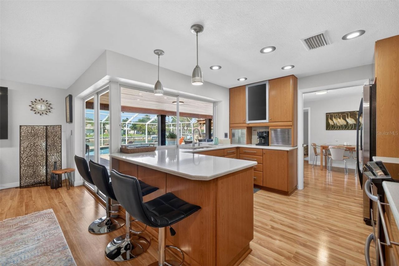 4461 38th Way S, Saint Petersburg, FL 33711 Photo