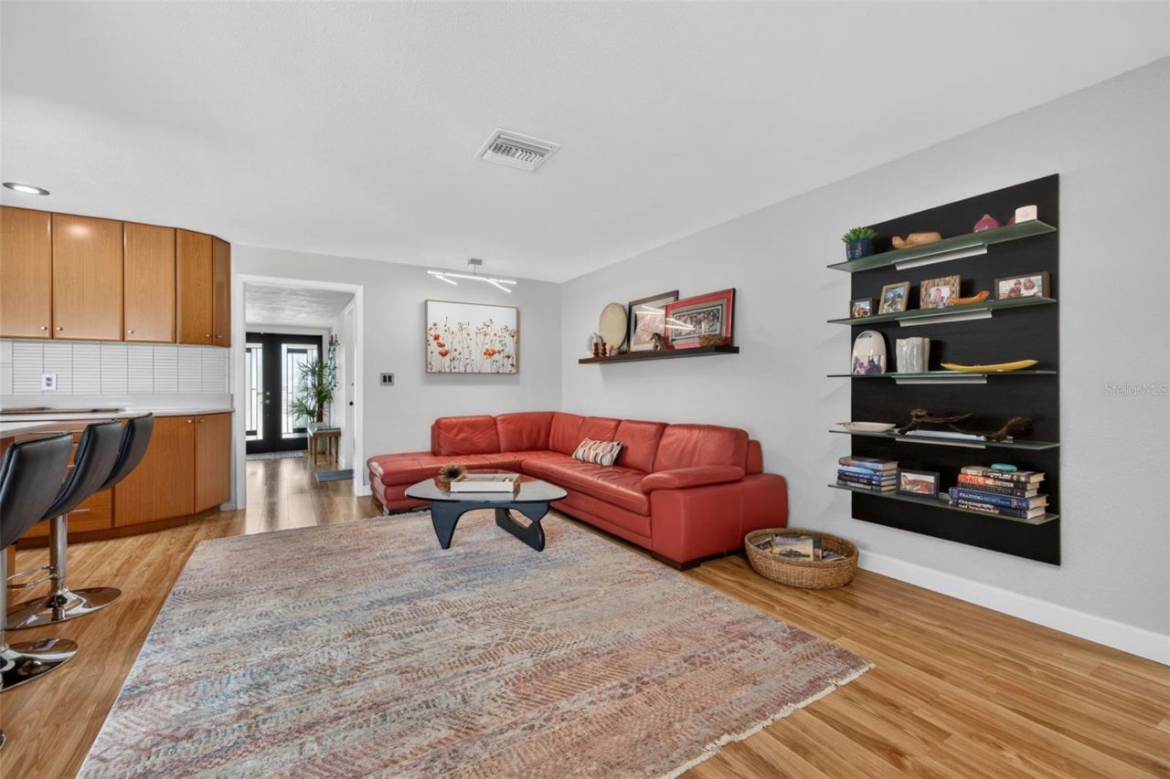 4461 38th Way S, Saint Petersburg, FL 33711 Photo