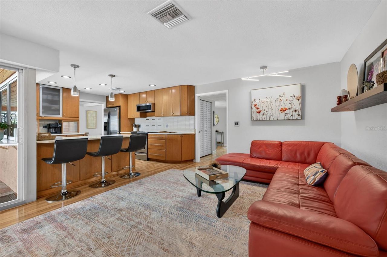 4461 38th Way S, Saint Petersburg, FL 33711 Photo