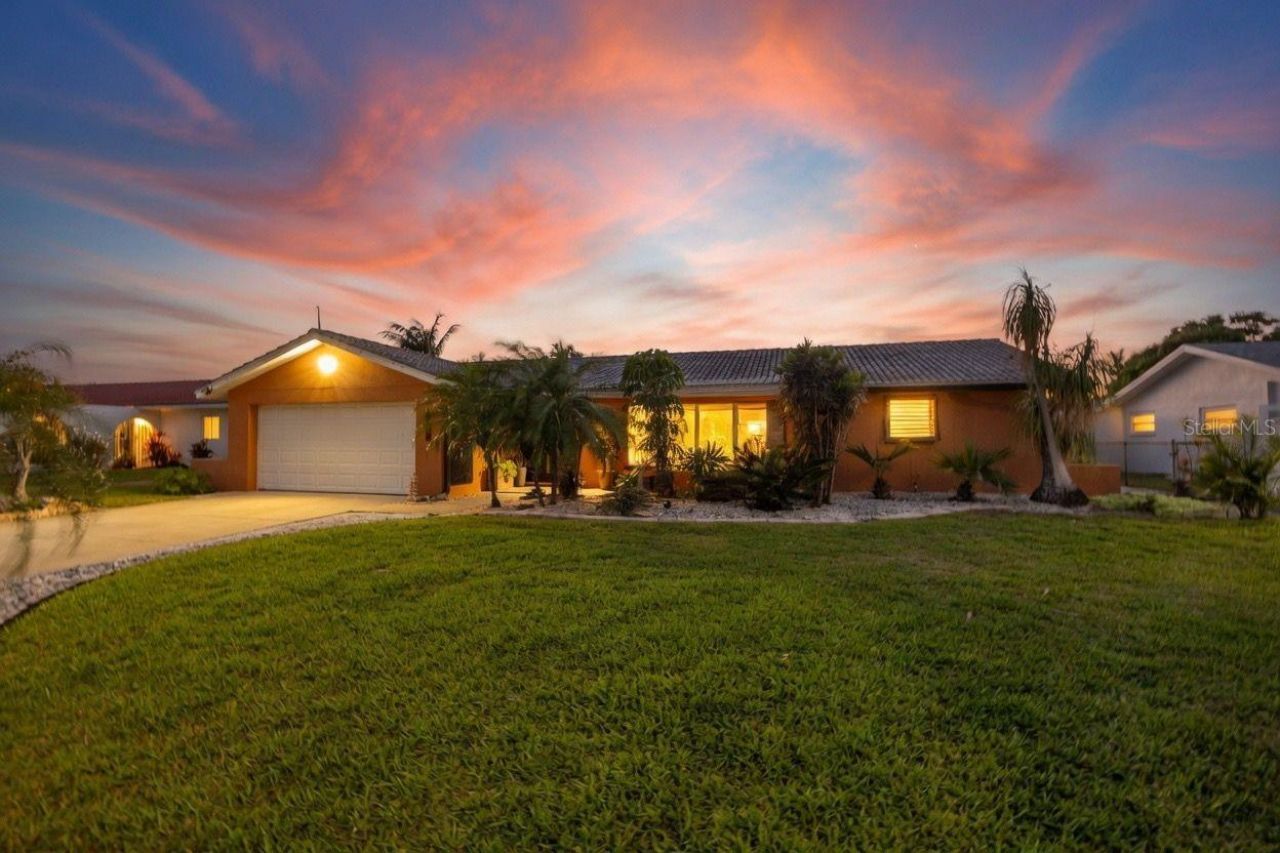 4461 38th Way S, Saint Petersburg, FL 33711 Photo