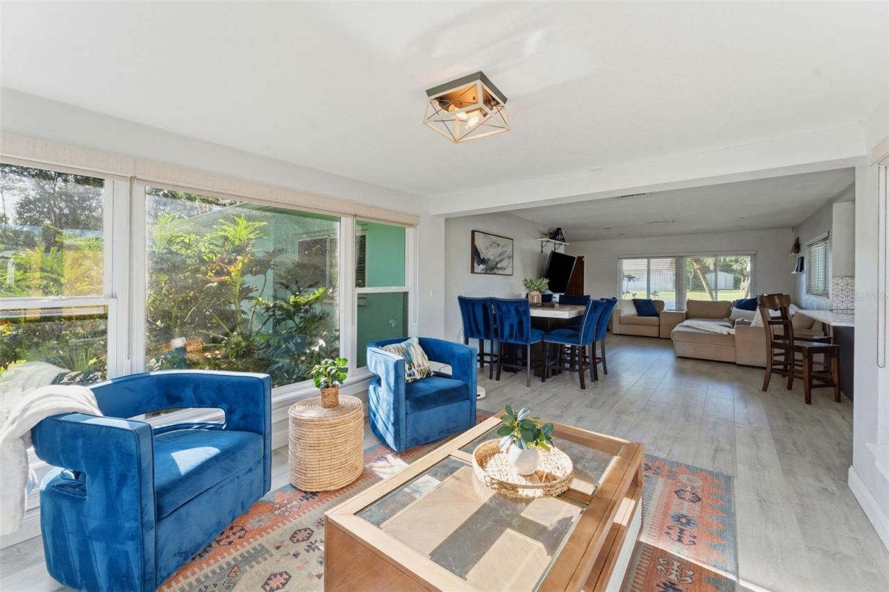 910 Linwood Terrace , Lutz, FL 33549 Photo