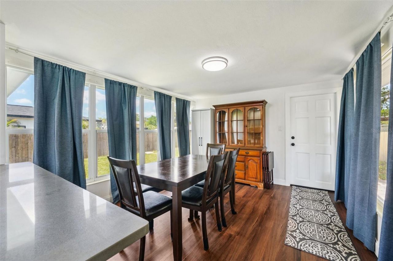 6527 3rd Avenue S, Saint Petersburg, FL 33707 Photo