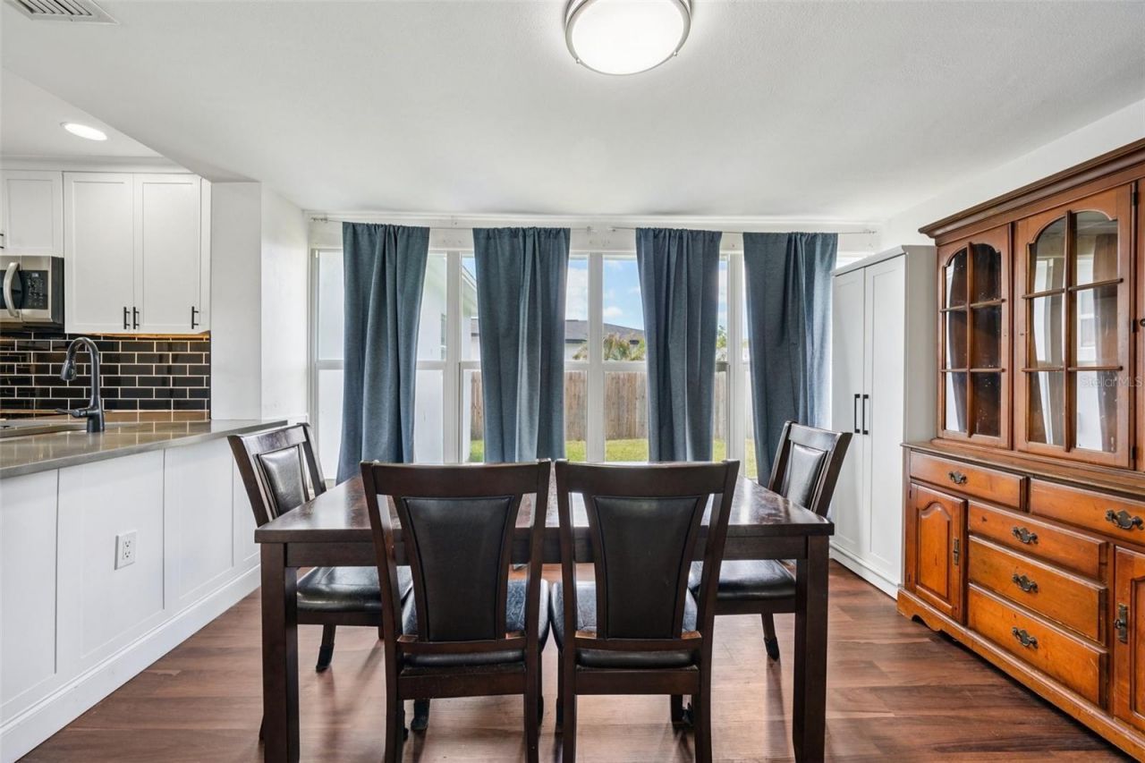 6527 3rd Avenue S, Saint Petersburg, FL 33707 Photo
