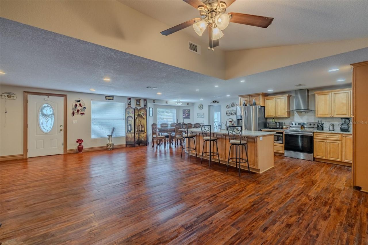 18853 Tracer Drive , Lutz, FL 33549 Photo