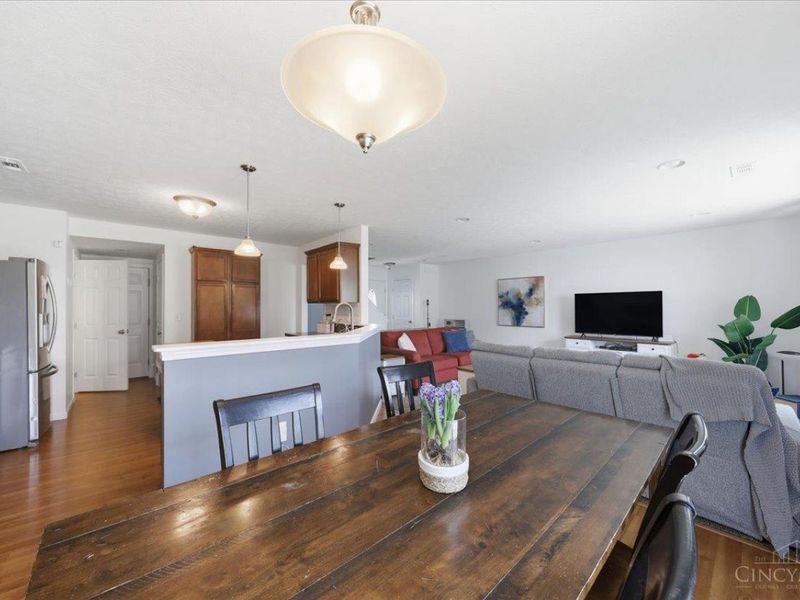 7827 Highbrook Drive, Maineville, OH 45039 Photo 16