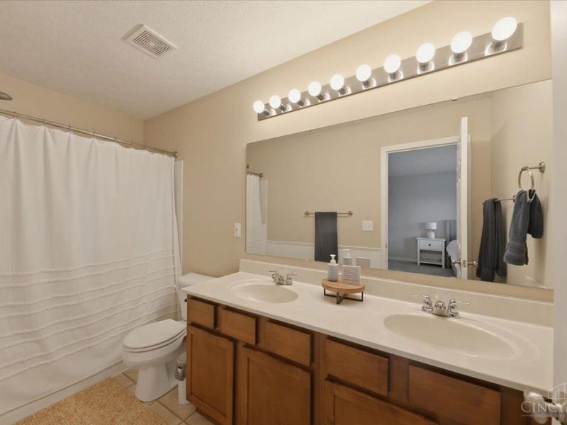 7827 Highbrook Drive, Maineville, OH 45039 Photo 27