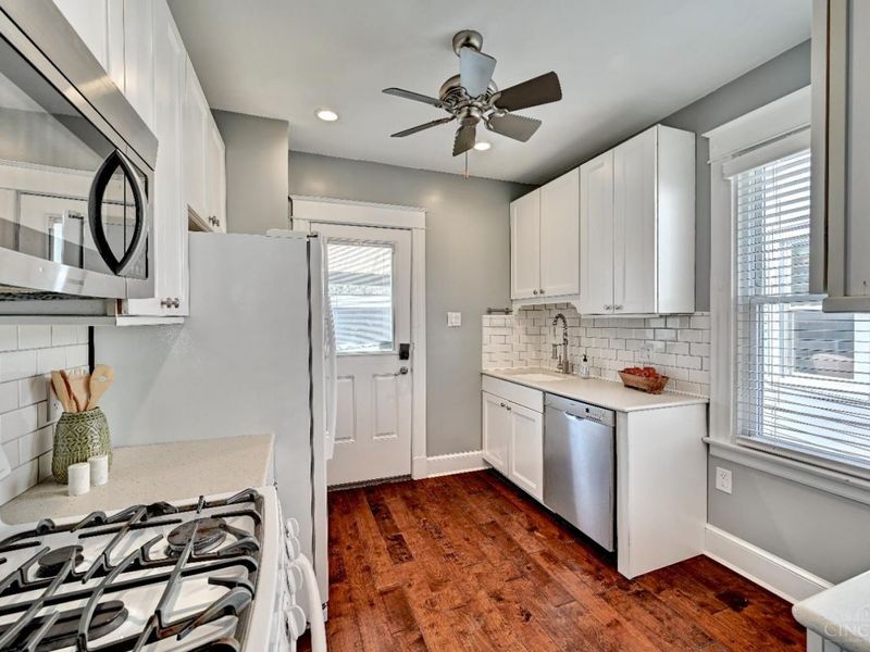 2853 Markbreit Avenue, Cincinnati, OH 45209 Photo 14