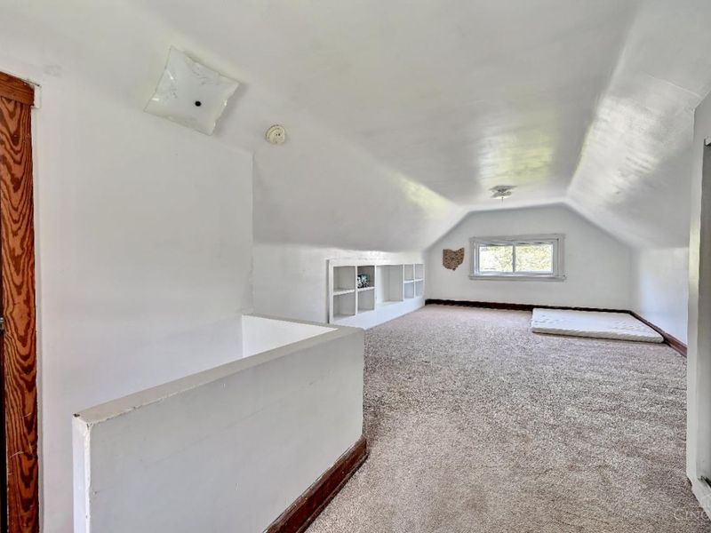 2853 Markbreit Avenue, Cincinnati, OH 45209 Photo 27