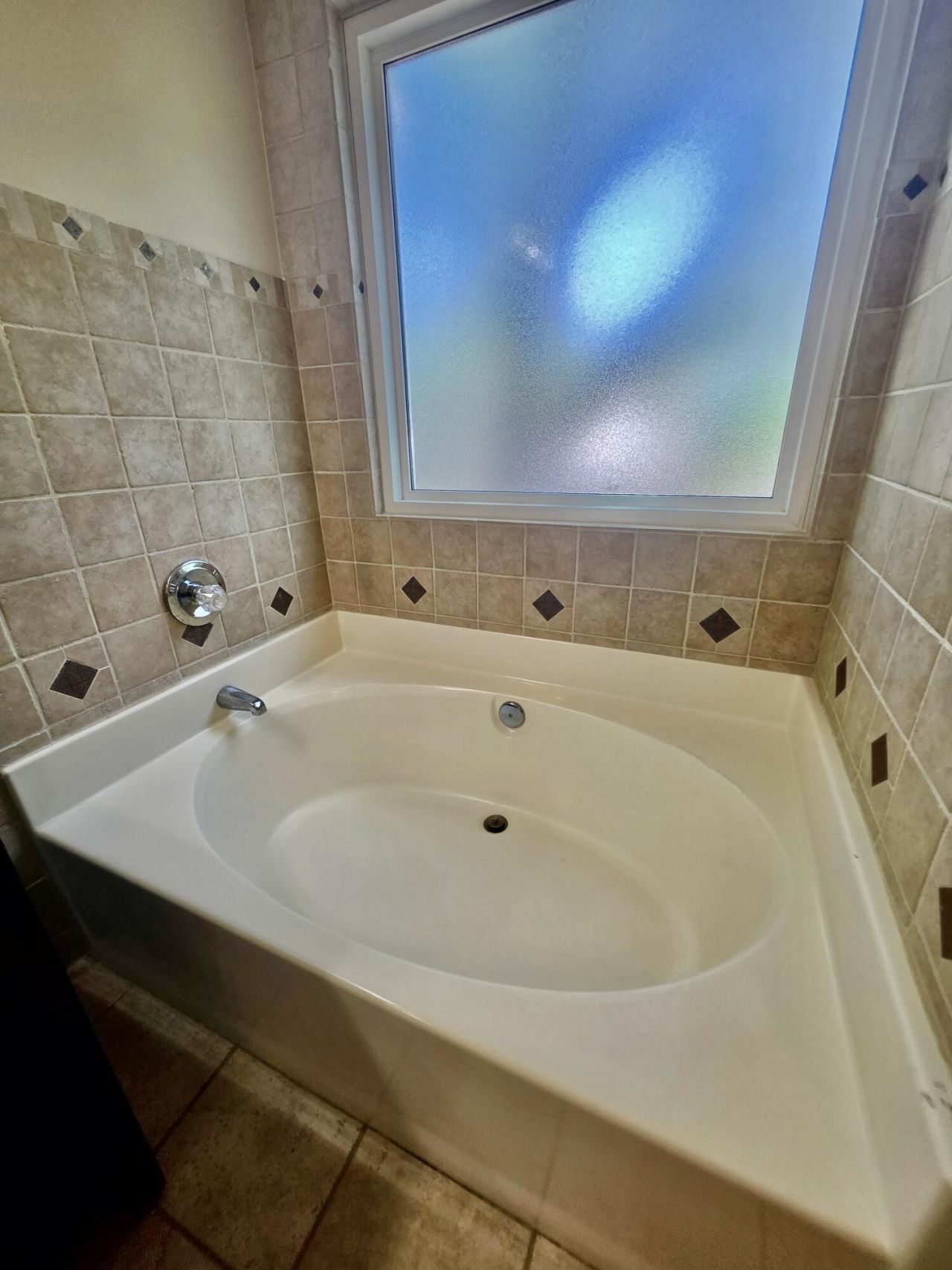 1500 Old Village Drive Photo 17