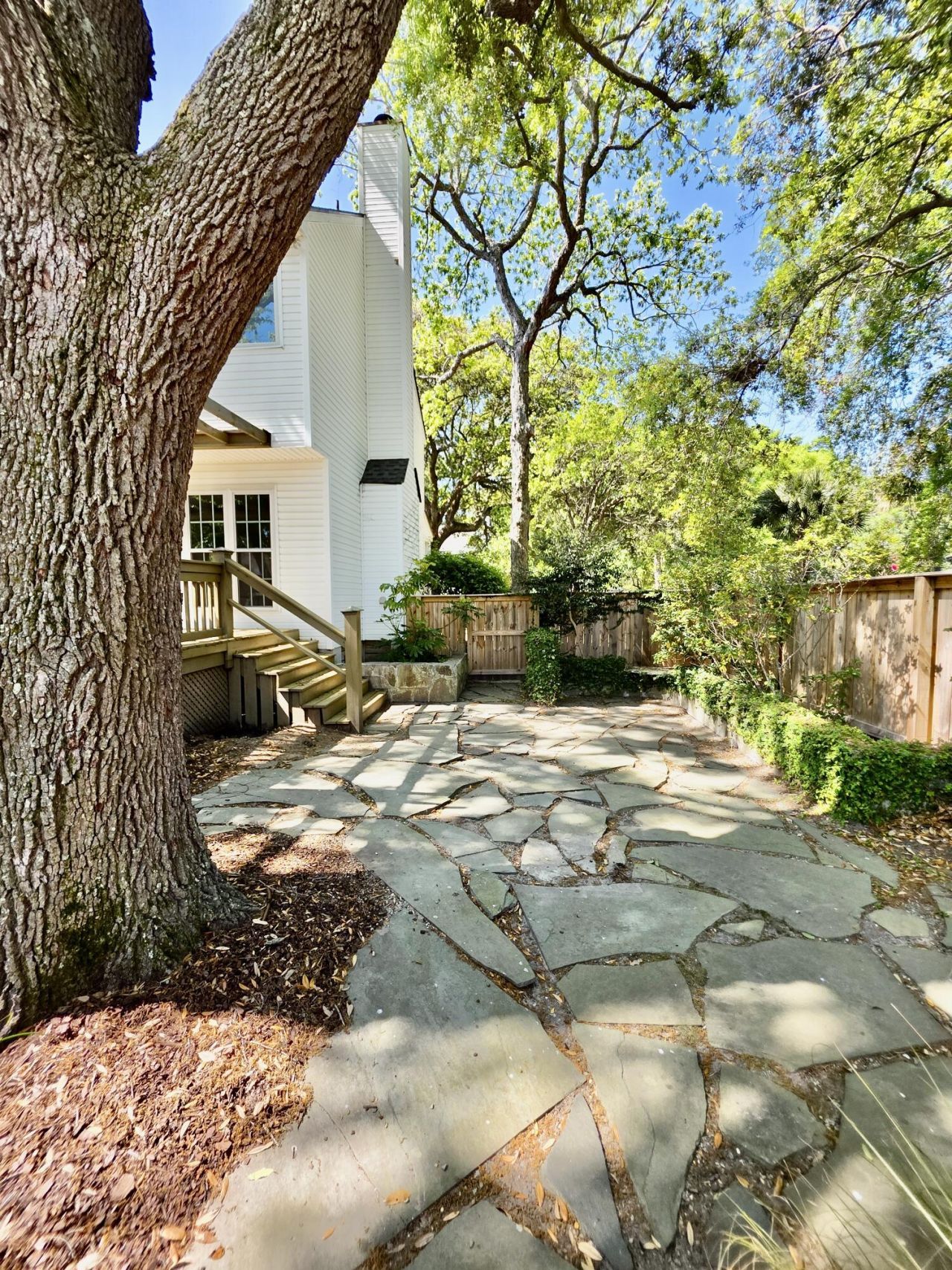 1500 Old Village Drive Photo 27