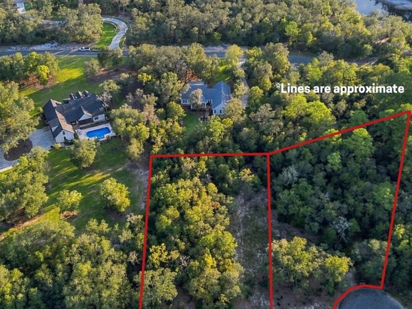6005 & 6007 Tree Top Lane, Blackshear, GA 31516