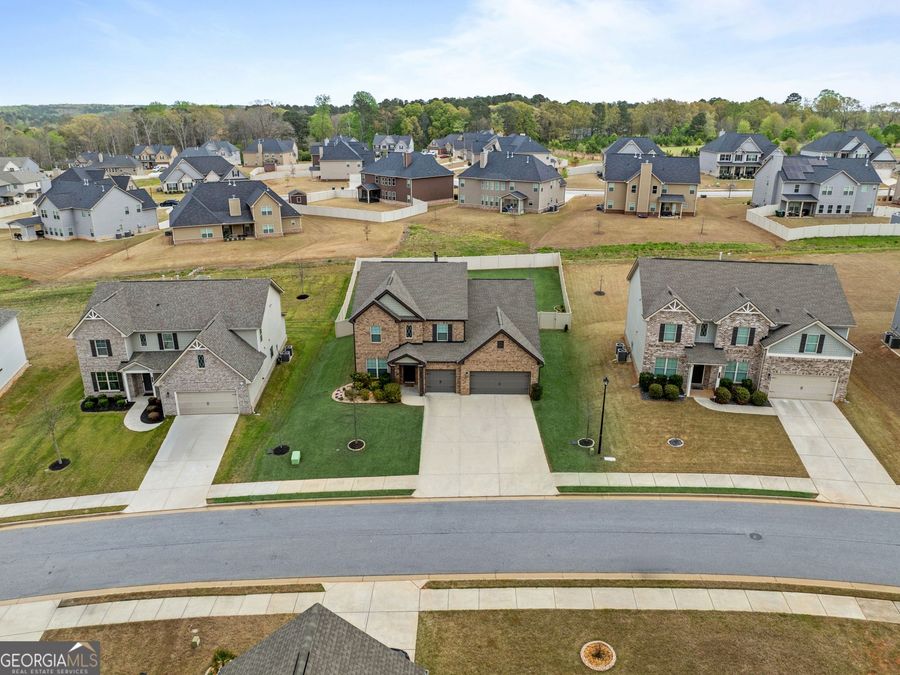 Property Image 4