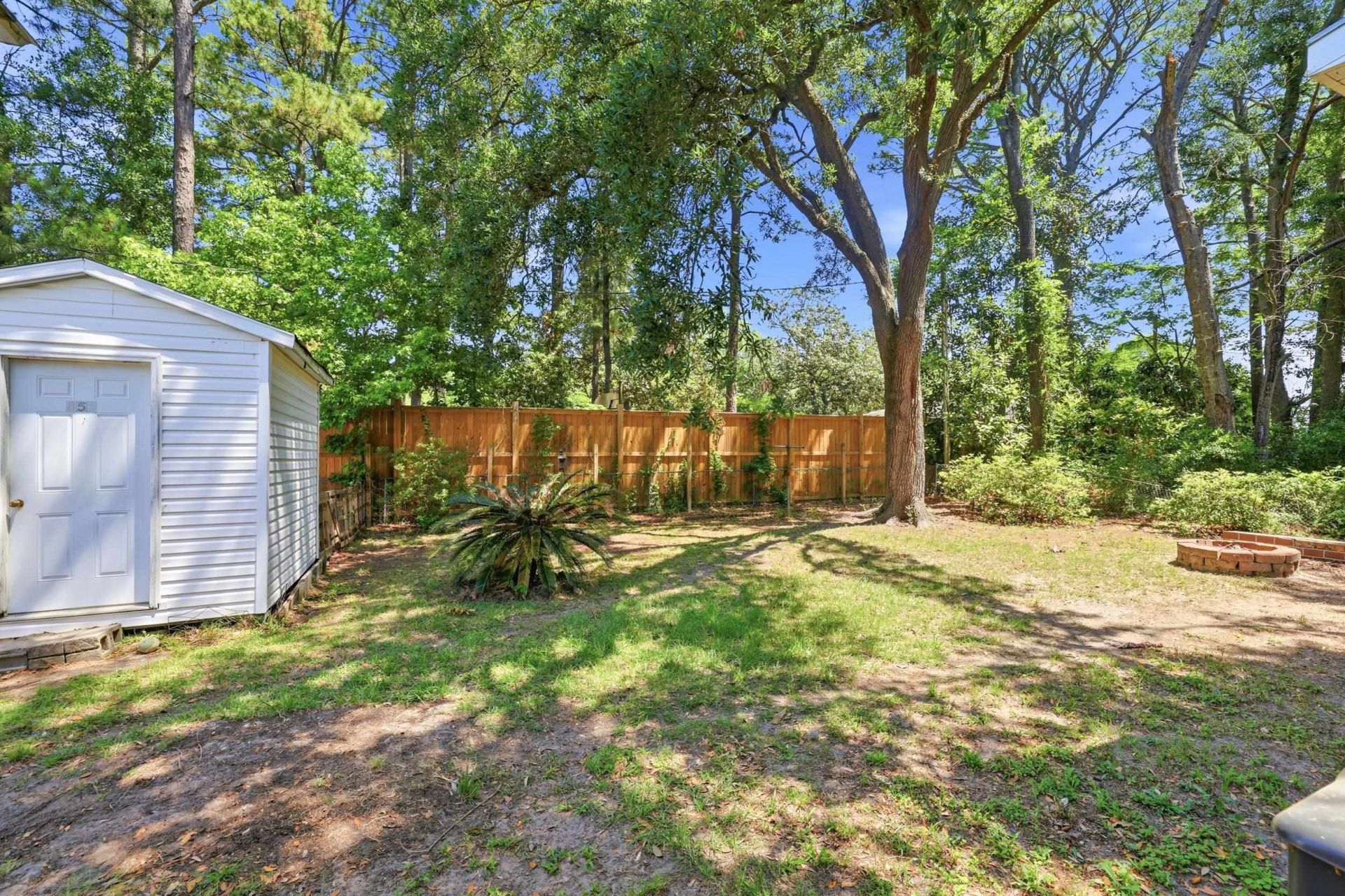 408 Rosemary St. Photo 33