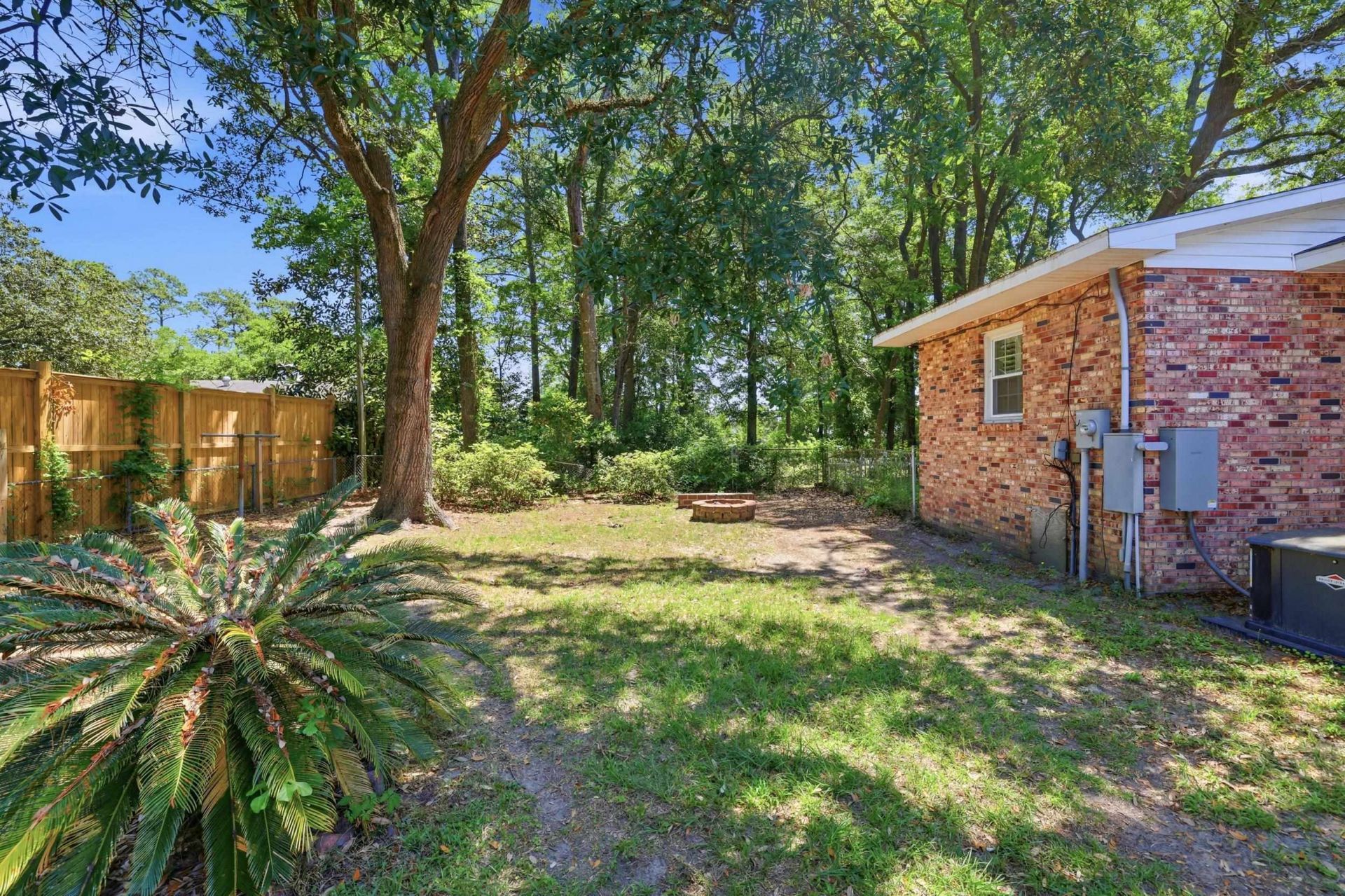 408 Rosemary St. Photo 35