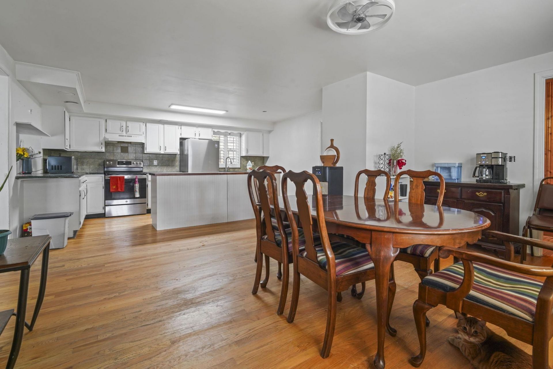 408 Rosemary St. Photo 5