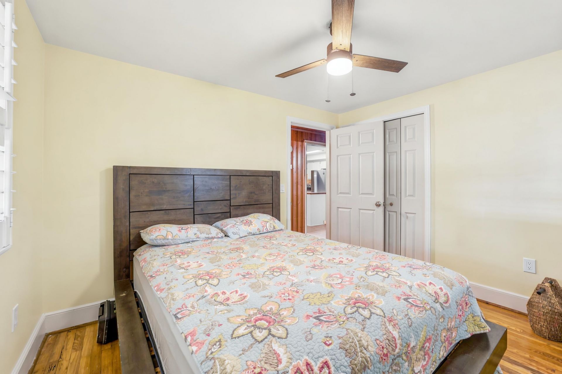 408 Rosemary St. Photo 8