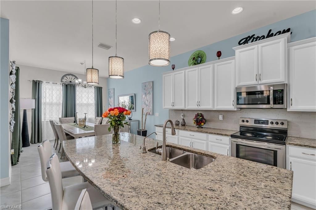 3596 Avenida Del Vera, North Fort Myers, FL 33917 Photo