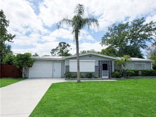 7386 Pine DR, FORT MYERS, FL 33967