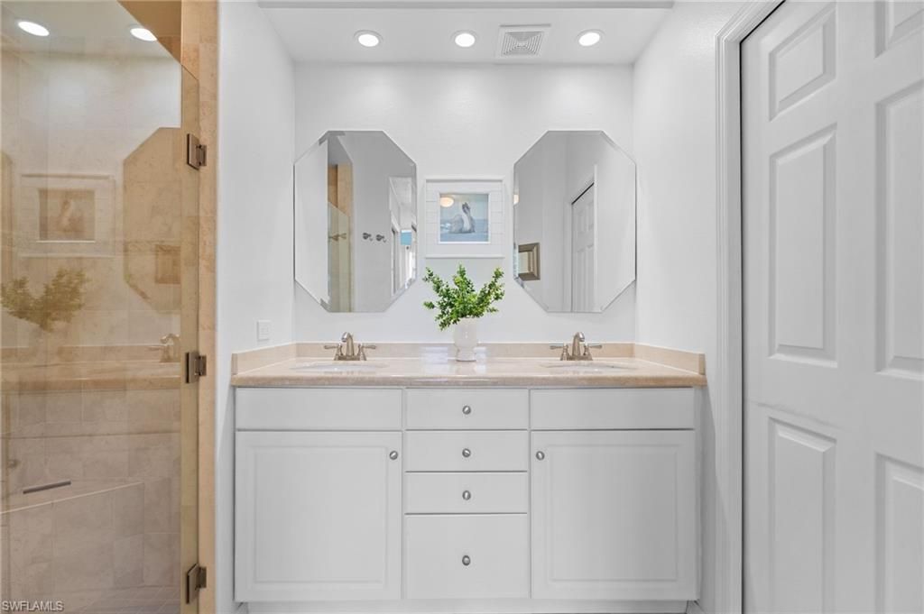 2335 Carrington Ct, Unit 104, Naples, FL 34109 Photo