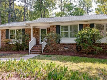 407 Overland Drive, Chapel Hill, NC 27517
