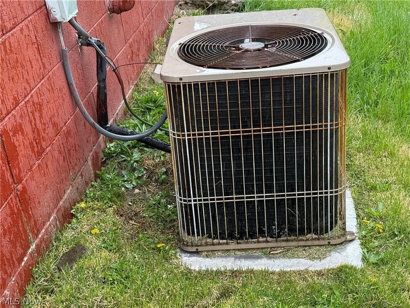 1300 A N 7th Street, Martins Ferry, OH 43935 Photo 12