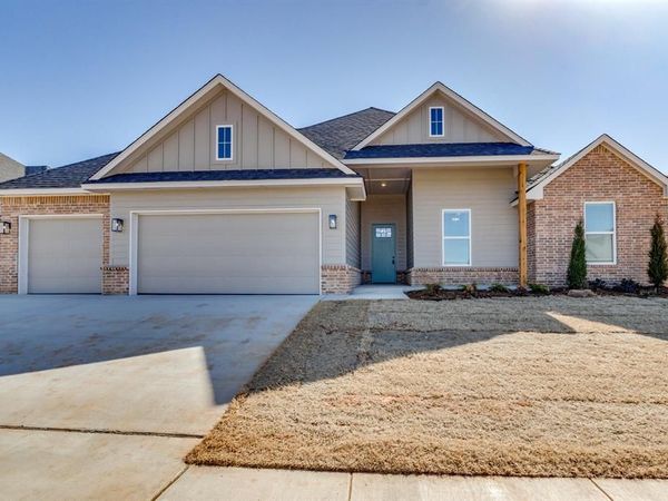 11708 NW 106th Street, Yukon, OK 73099