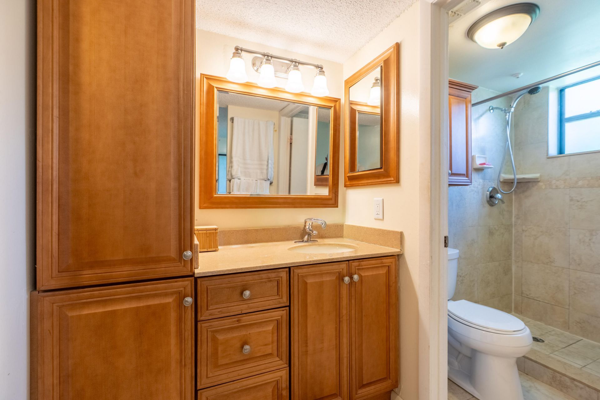 9819 NW 3rd Court, Unit 3, Plantation, FL 33324 Photo