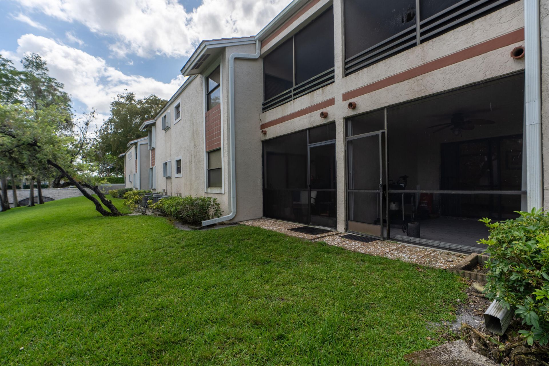 9819 NW 3rd Court, Unit 3, Plantation, FL 33324 Photo