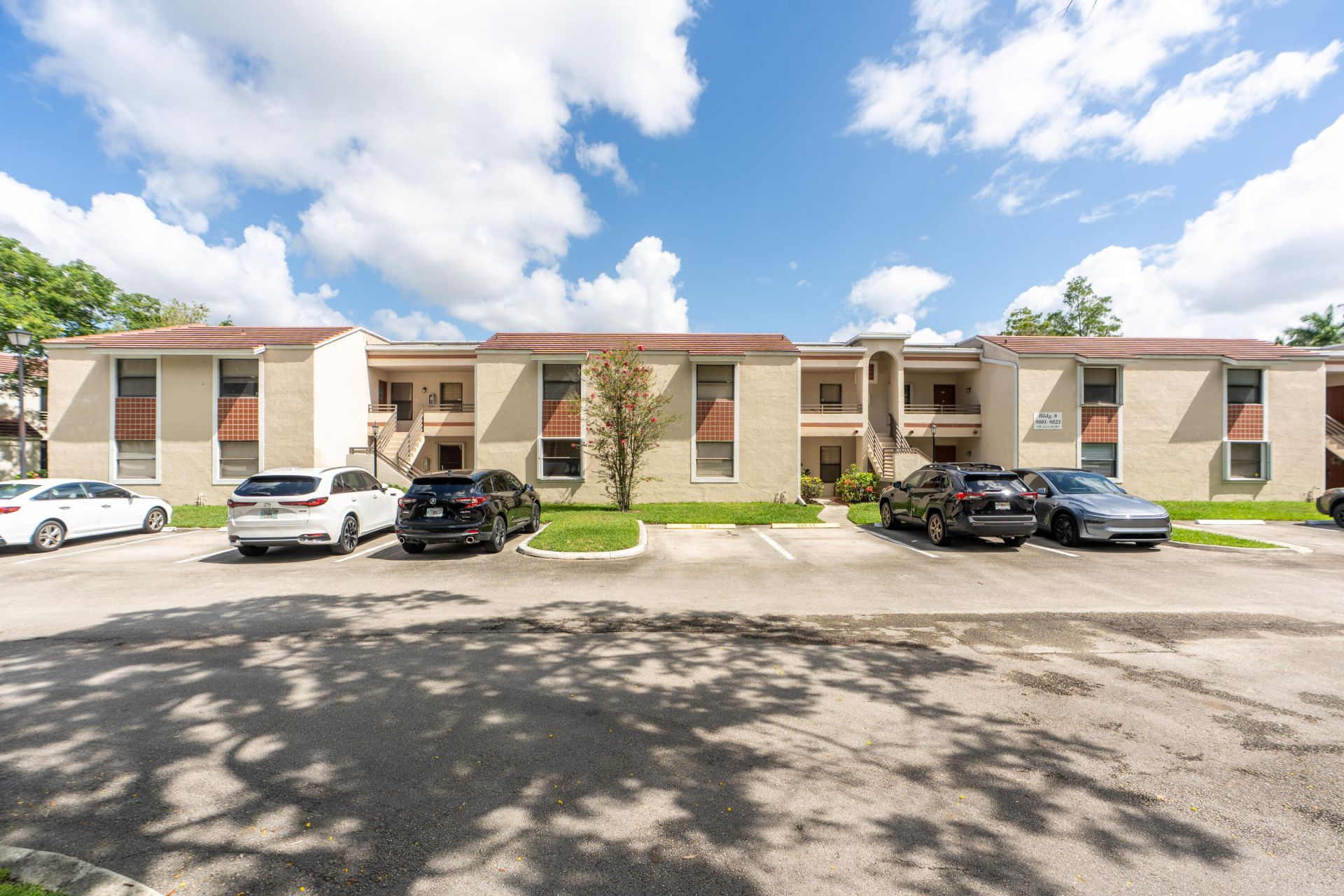 9819 NW 3rd Court, Unit 3, Plantation, FL 33324 Photo