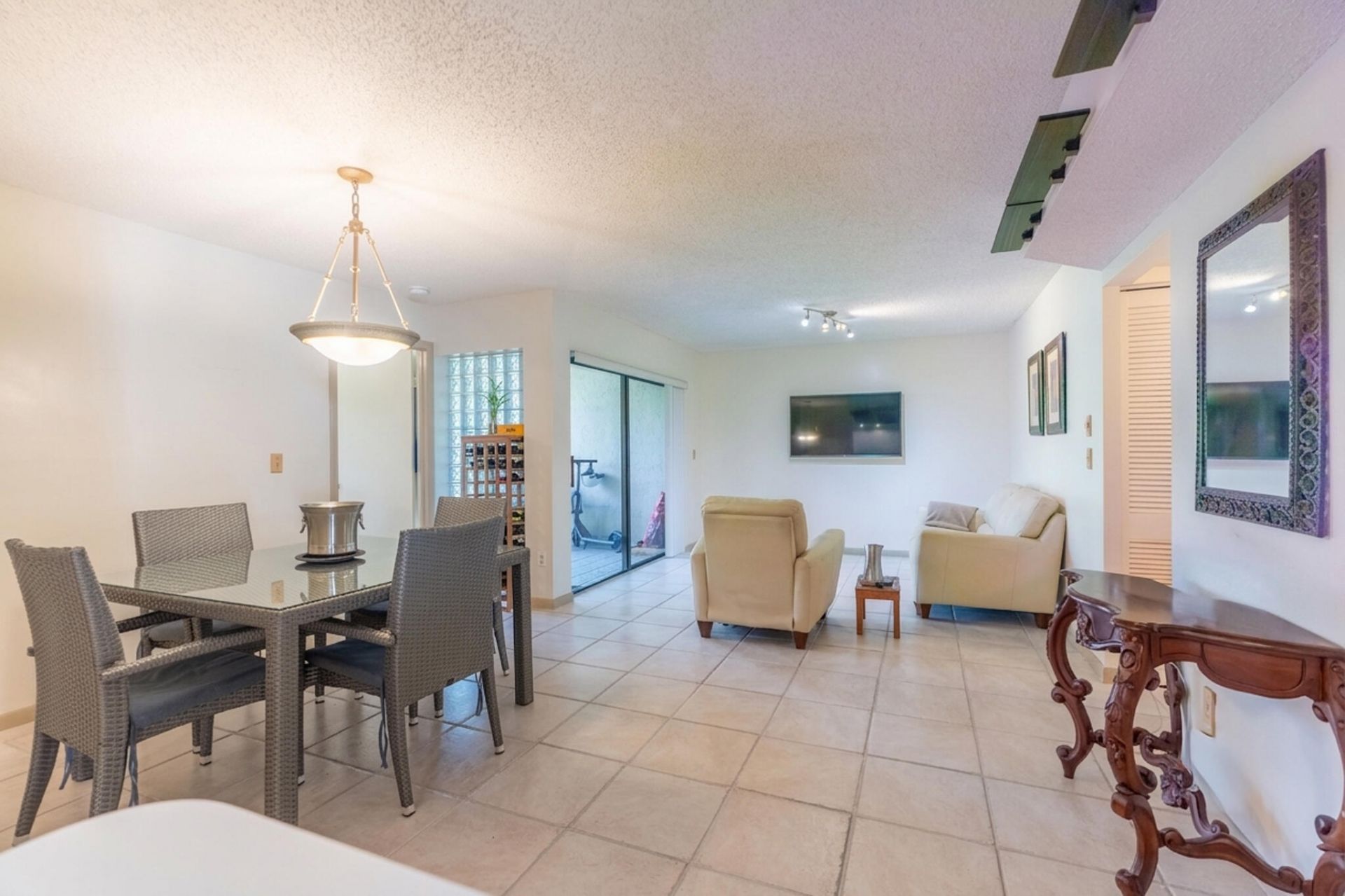9819 NW 3rd Court, Unit 3, Plantation, FL 33324 Photo