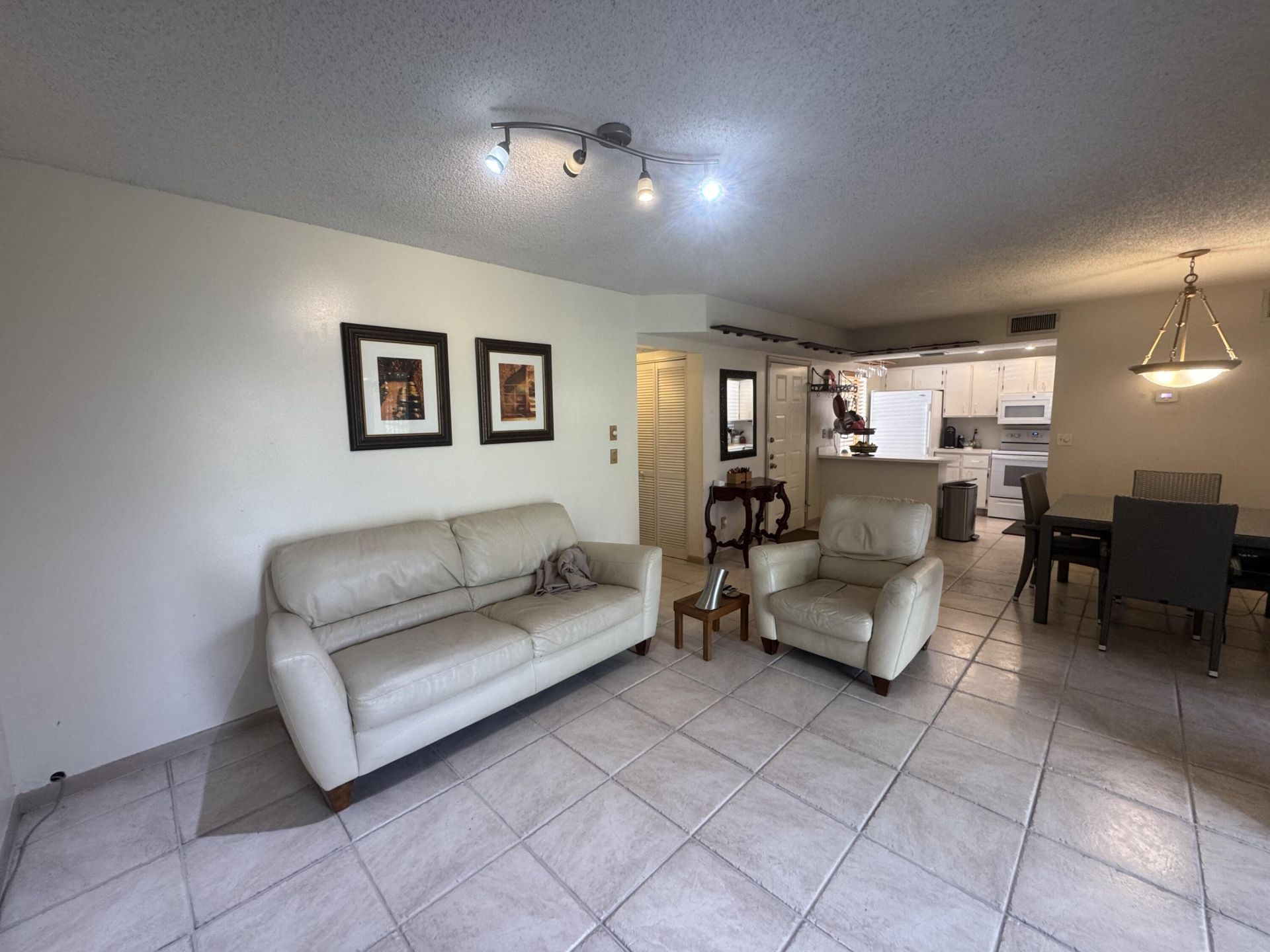 9819 NW 3rd Court, Unit 3, Plantation, FL 33324 Photo