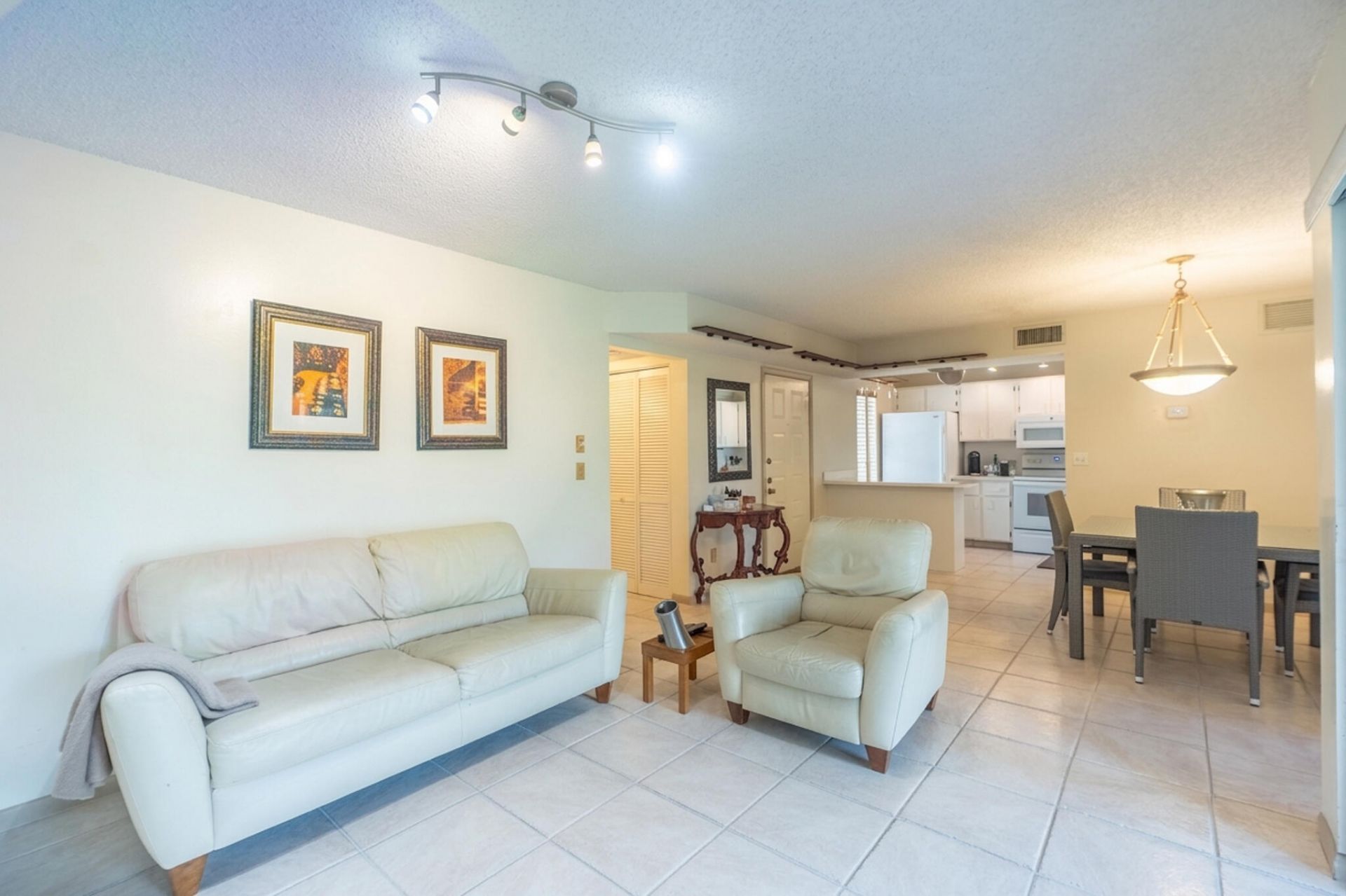 9819 NW 3rd Court, Unit 3, Plantation, FL 33324 Photo