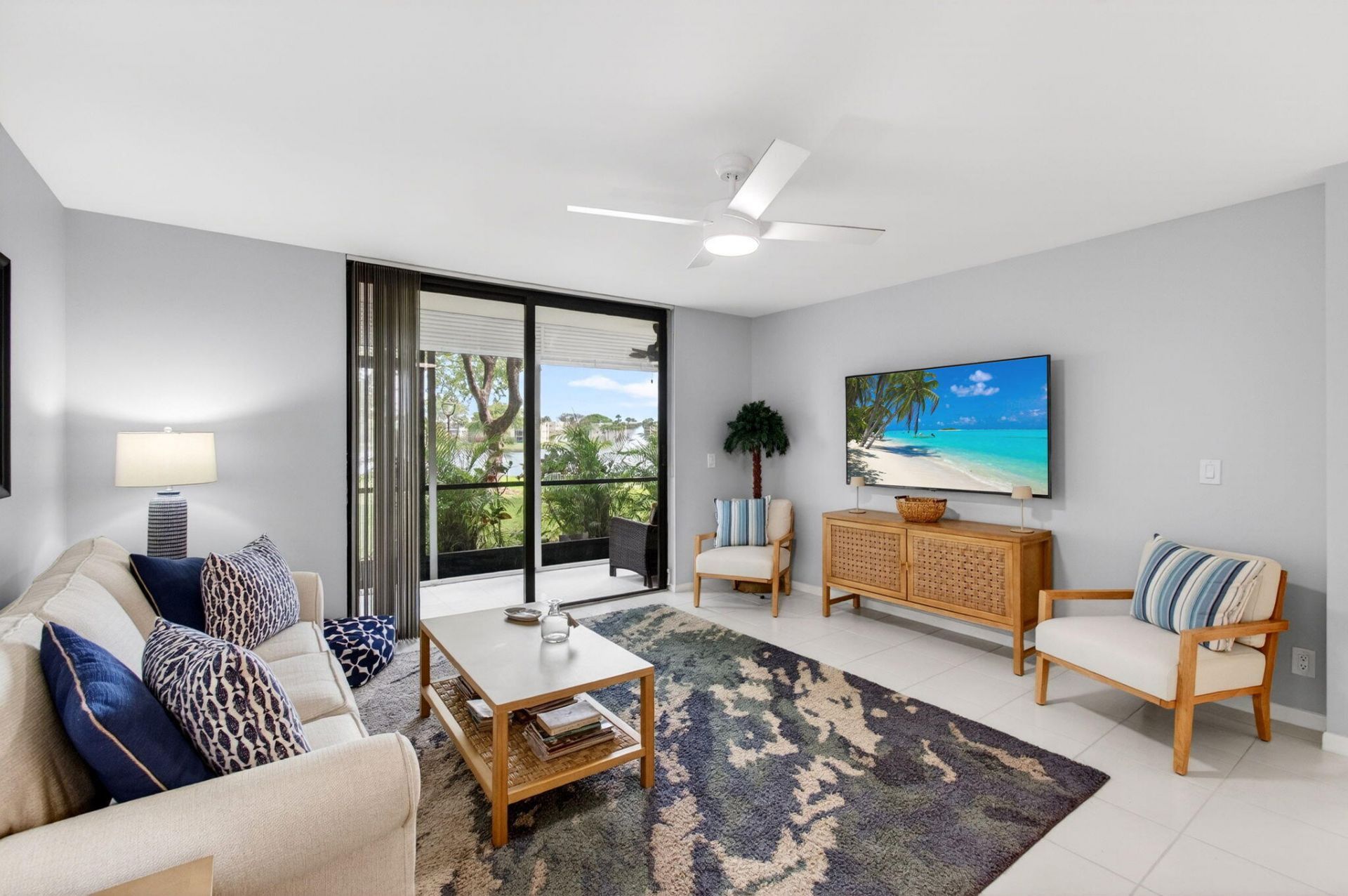 5280 Las Verdes Circle, Unit 112, Delray Beach, FL 33484 Photo