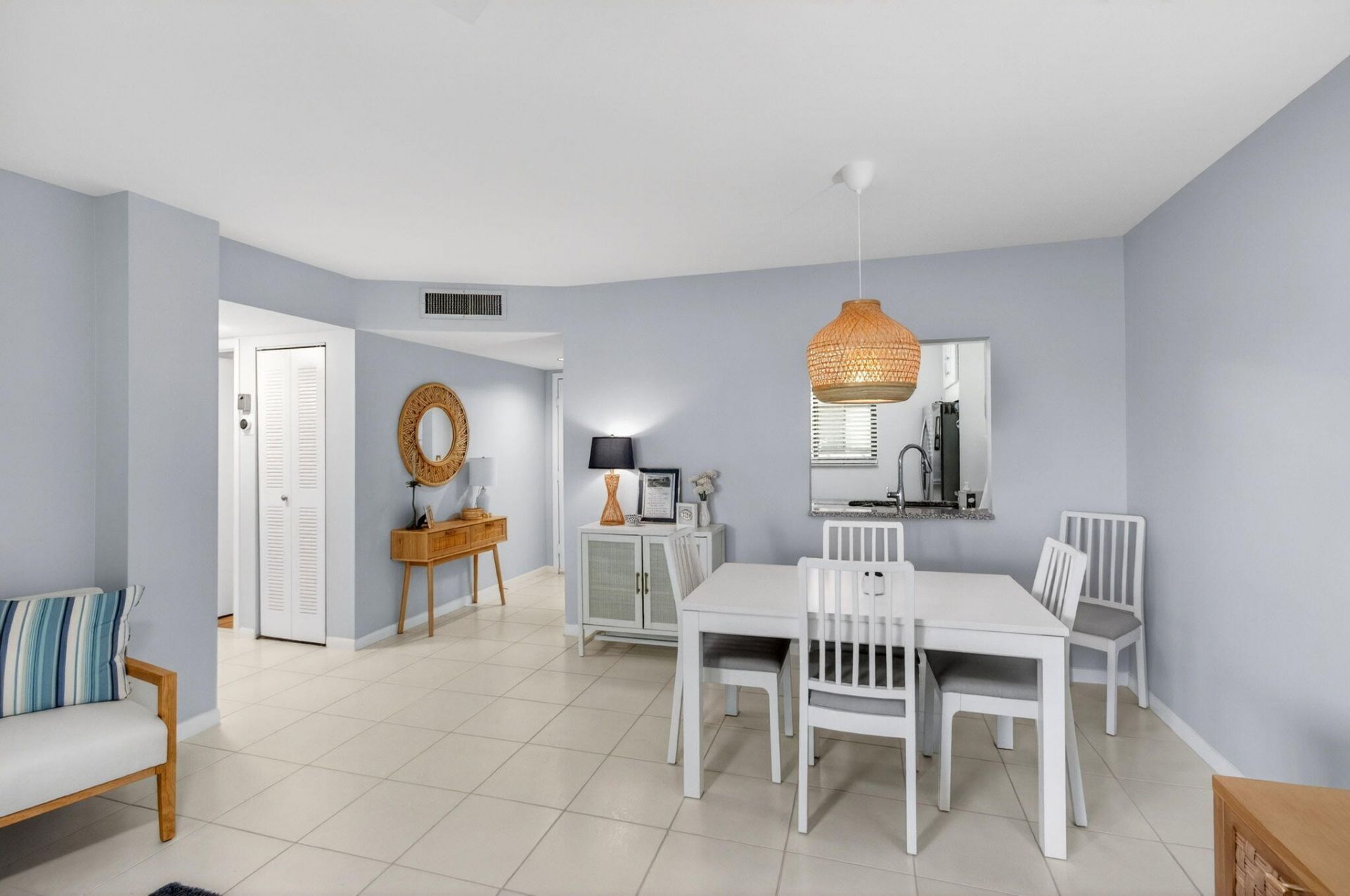 5280 Las Verdes Circle, Unit 112, Delray Beach, FL 33484 Photo