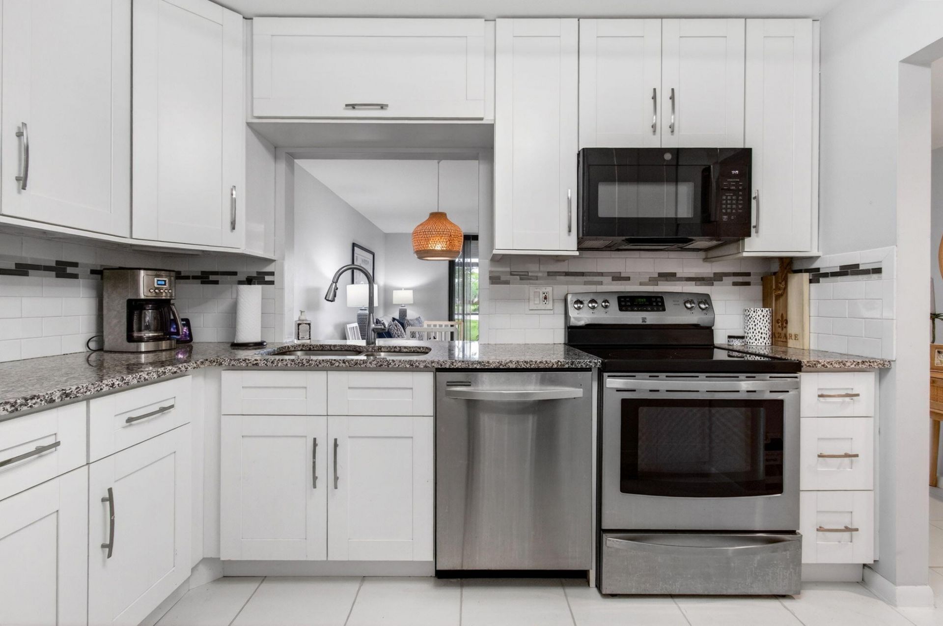 5280 Las Verdes Circle, Unit 112, Delray Beach, FL 33484 Photo