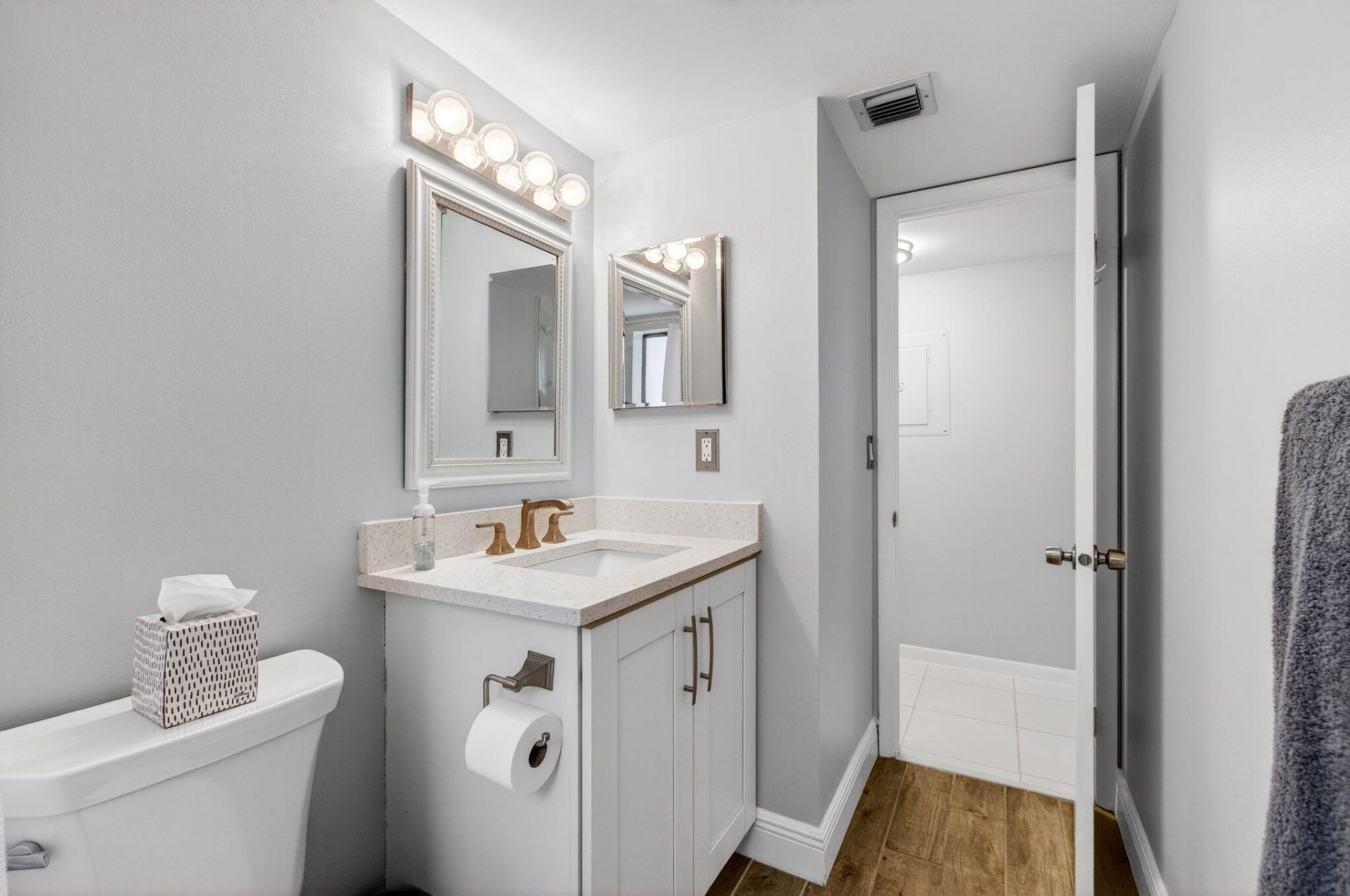 5280 Las Verdes Circle, Unit 112, Delray Beach, FL 33484 Photo