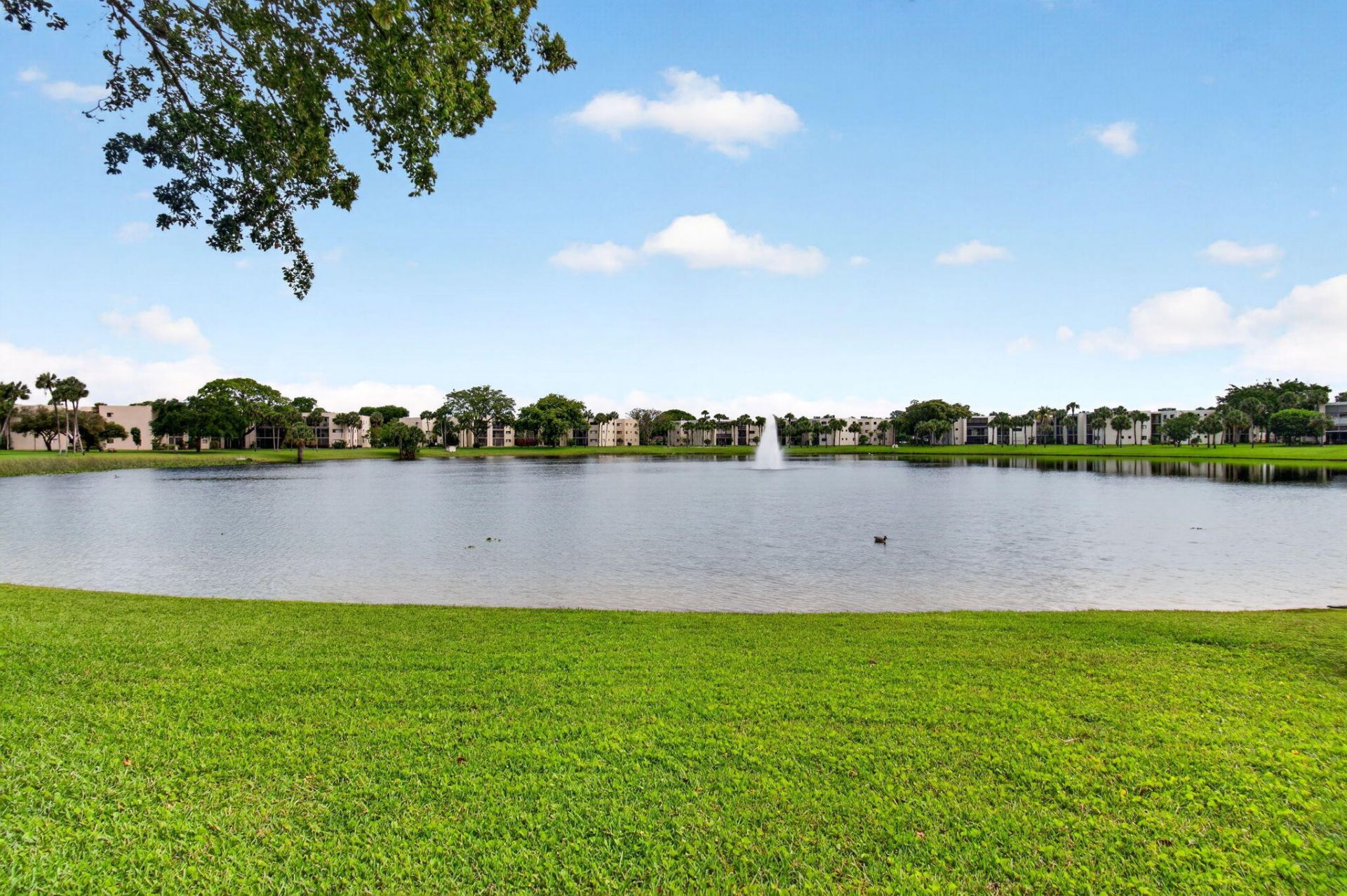 5280 Las Verdes Circle, Unit 112, Delray Beach, FL 33484 Photo