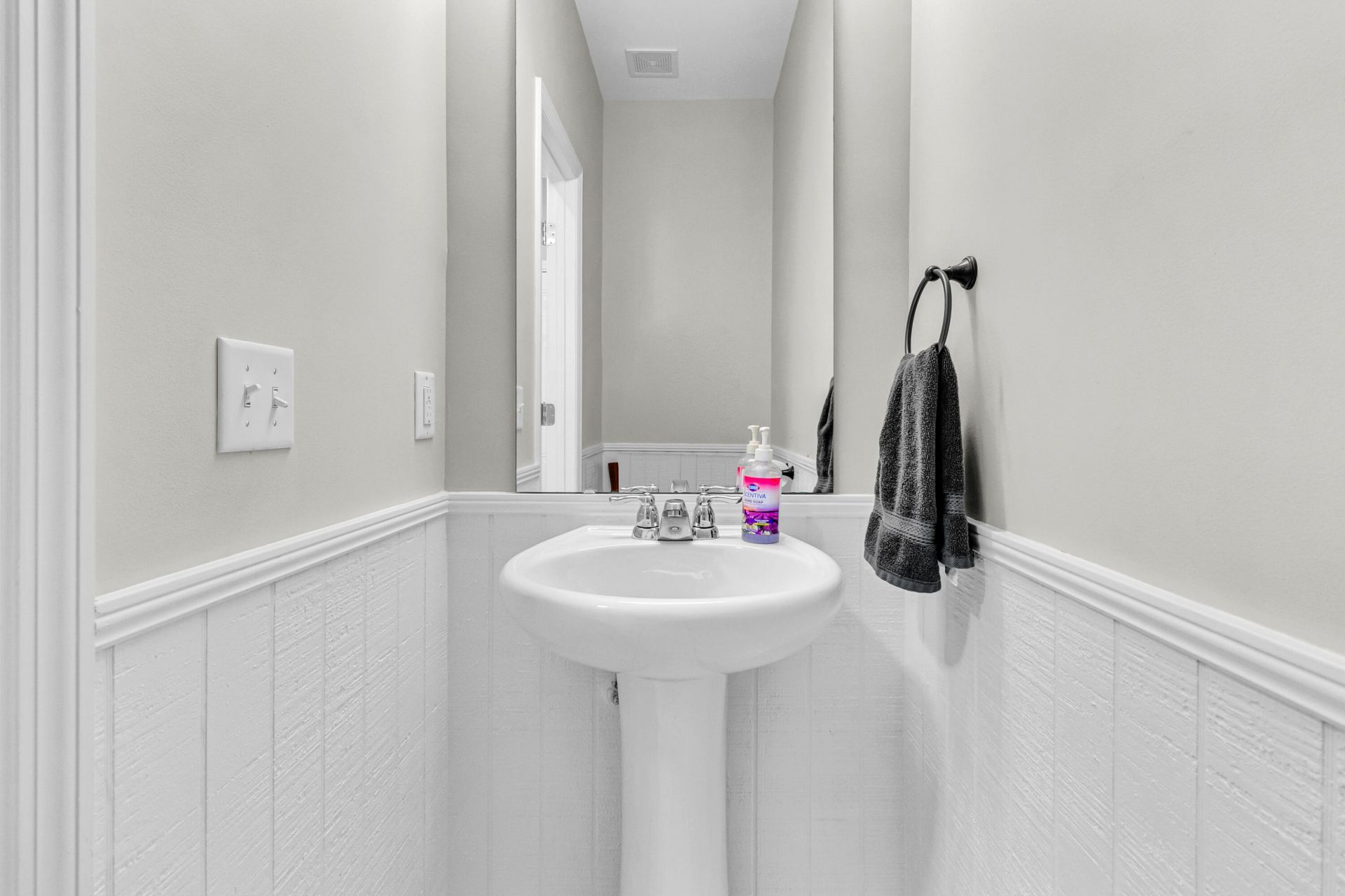 231 Urbano Lane Photo 35