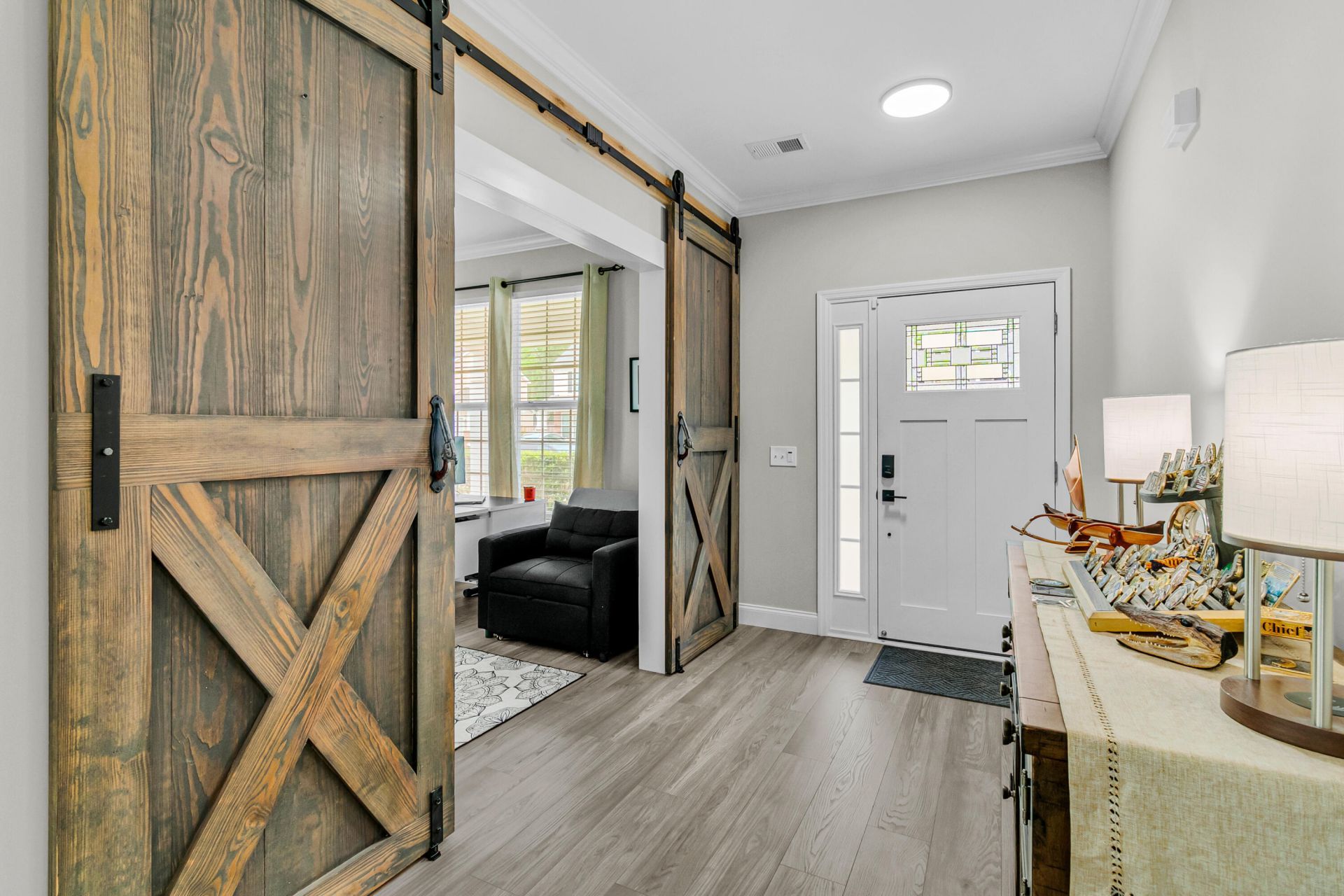 231 Urbano Lane Photo 4