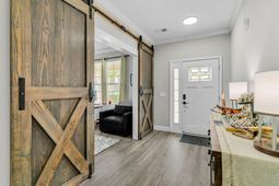 231 Urbano Lane photo 4