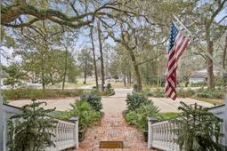 500 Central Avenue photo 4