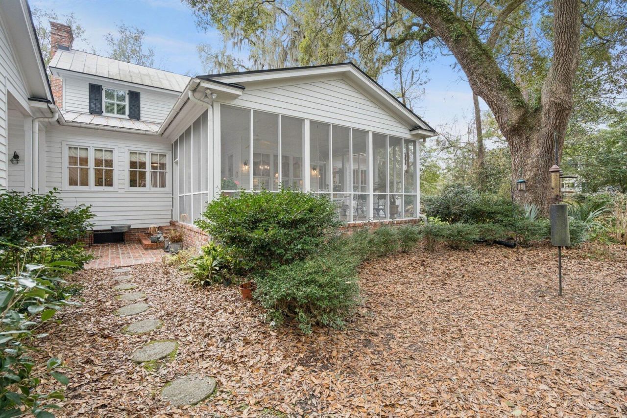 500 Central Avenue Photo 80