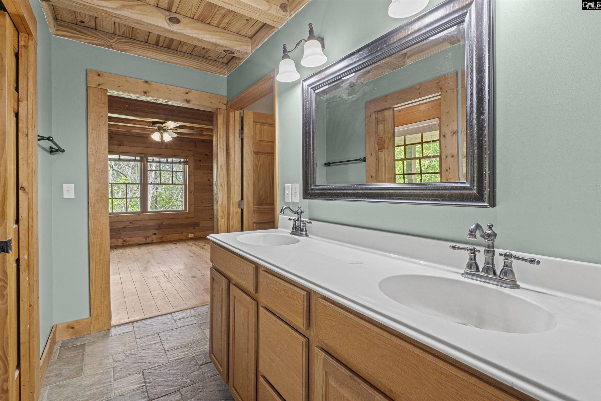 2719 Wildflower Road  Photo 17