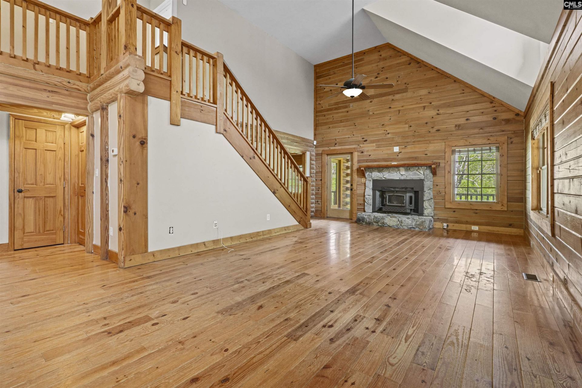 2719 Wildflower Road  Photo 5