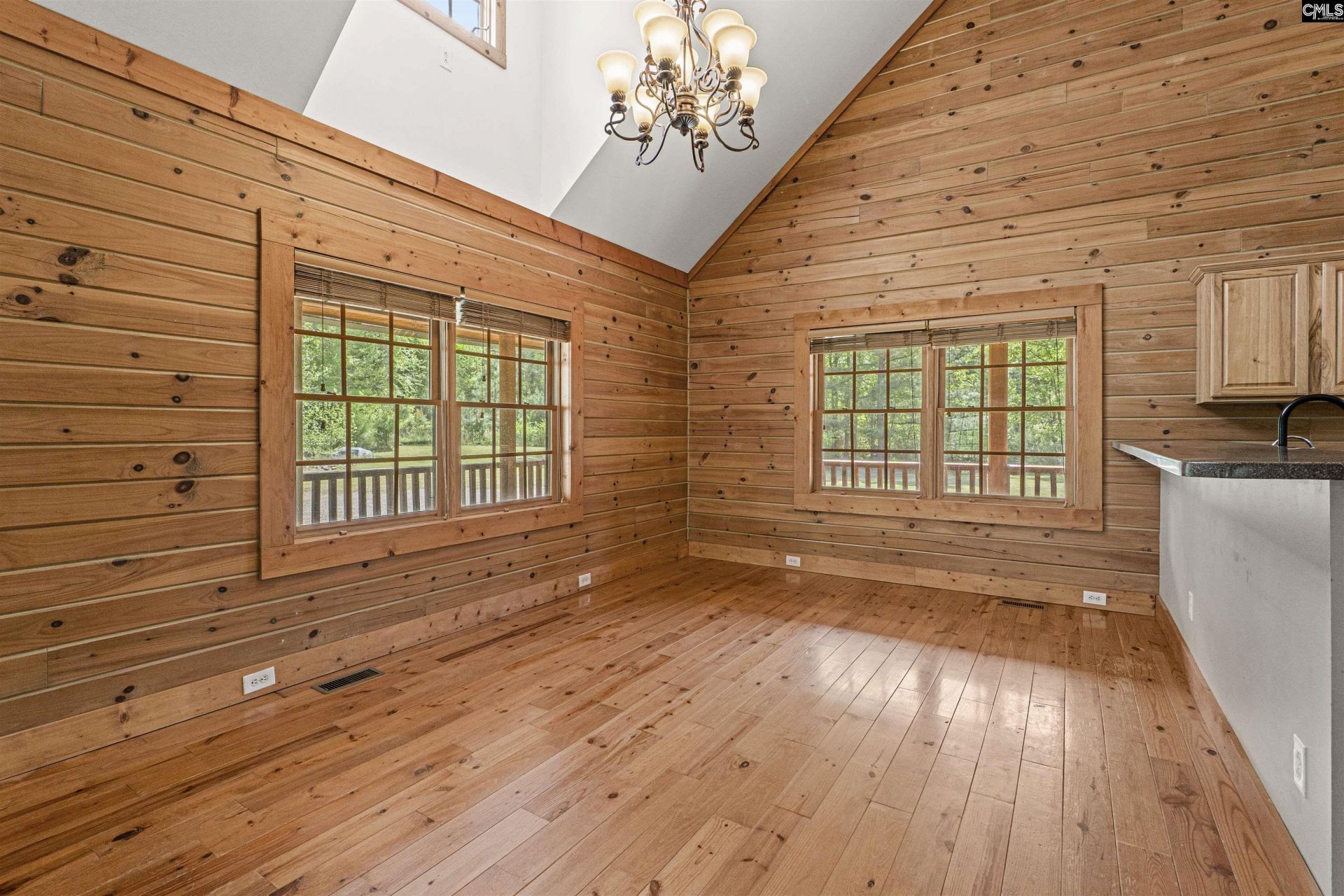 2719 Wildflower Road  Photo 7