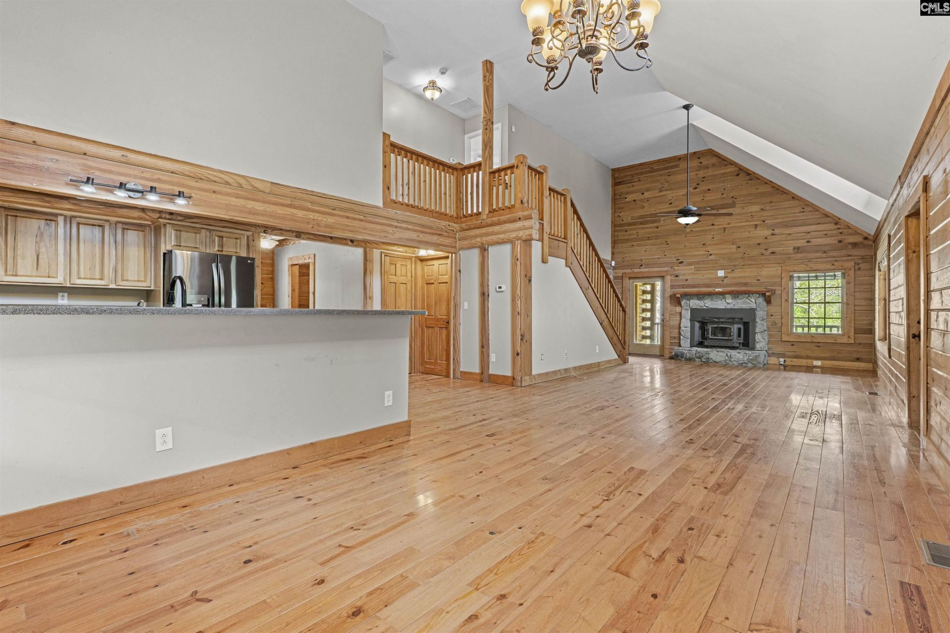 2719 Wildflower Road  Photo 8