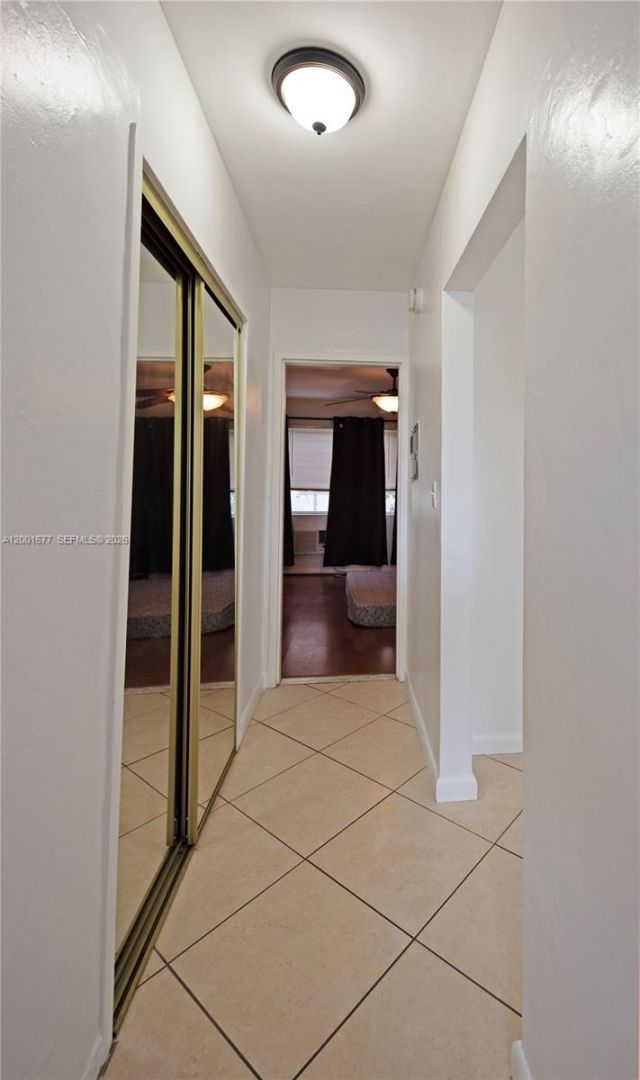 2250 Bay Dr, Unit 4, Miami Beach, FL 33141 Photo