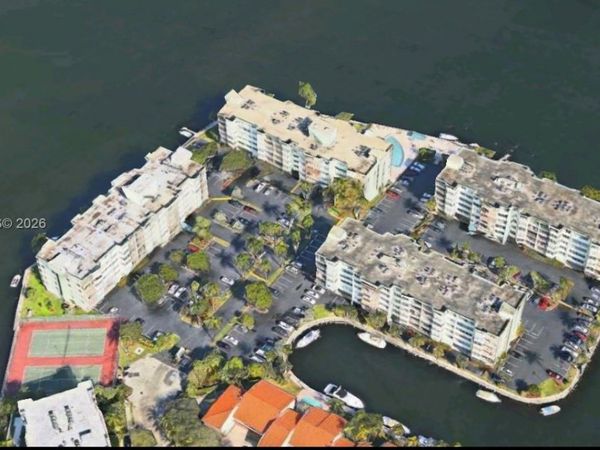 16546 NE 26th Ave , Unit 3J, North Miami Beach, FL 33160