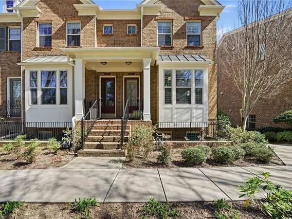 447 Alderwood Street, Atlanta, GA 30328